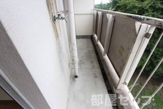 同タイプのお部屋の写真になります。
