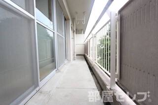 同タイプのお部屋の写真になります。