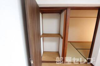 同タイプのお部屋の写真になります。