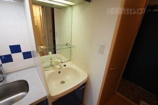 ※写真は809号室の物です