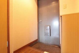 玄関先の雰囲気良好です。