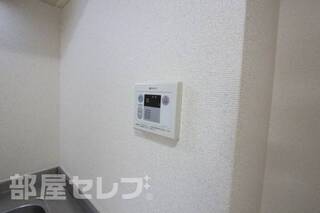 202号室内装写真参照