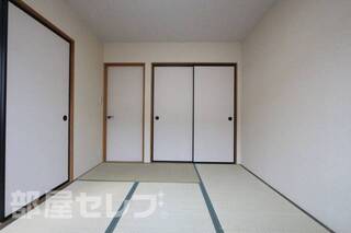 202号室内装写真参照