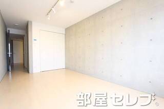 別角度からの写真です。