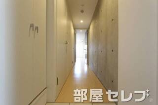 玄関見てもキレイですね。