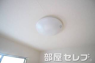 照明あります。