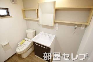 洗髪洗面化粧台。