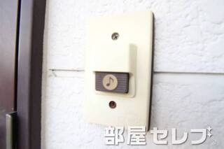 チャイム。