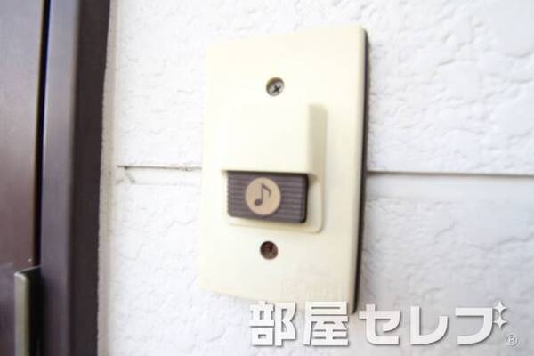 チャイム。