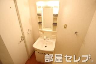 使い勝手の良い洗面台です。