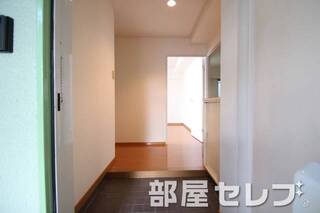 玄関口。
