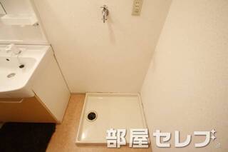 室内洗濯機置き場。