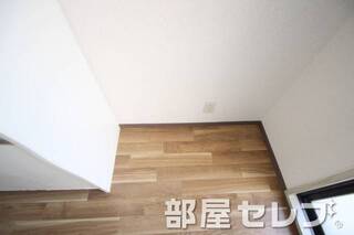 冷蔵庫置場あります。