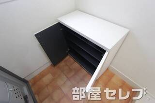 玄関もスッキリですね。