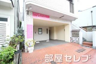 1Ｆ美肌専門店。