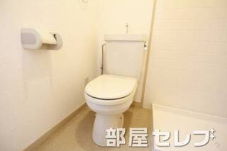清潔感のあるトイレ。