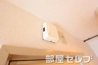 呼び鈴付きで、訪問者も対応できます。