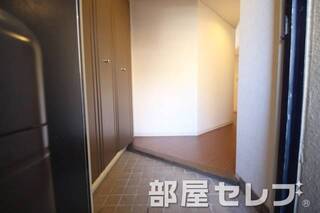 玄関口。