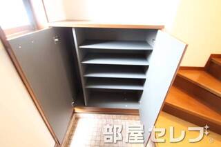 玄関すっきりシューズボックスです。
