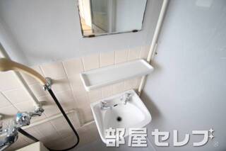 コンパクト洗面。