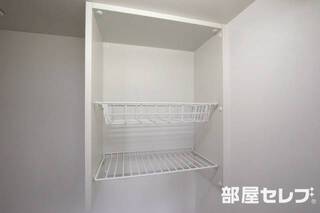 調理器具などが置けます。