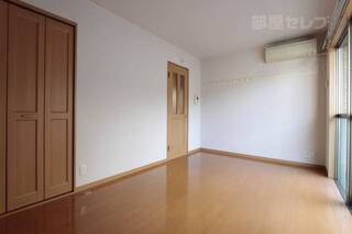 ※1Ｃ号室室内参照
