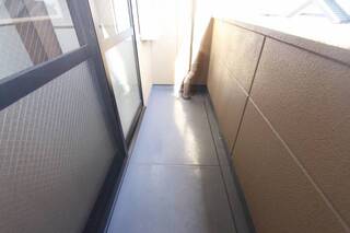 ＊302号室参照