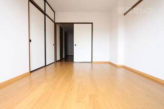 ＊101号室参照