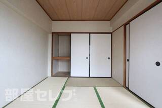 403号室内装写真参照
