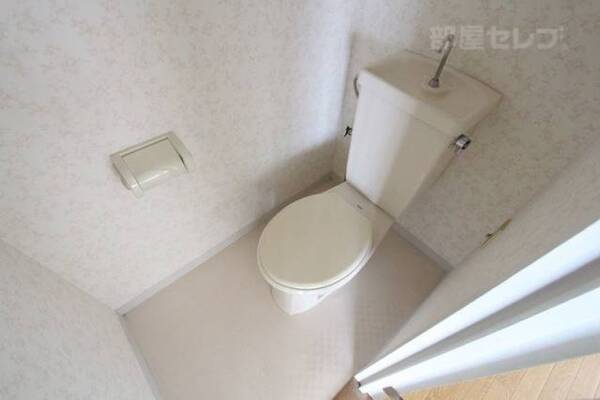 ※202号室内装写真参照