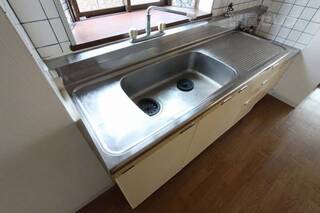 ※202号室内装写真参照