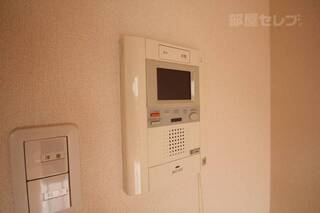 ＊201号室参照