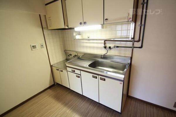 2口ガスコンロが置けますよ。