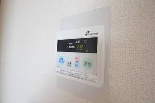 ※303号室内装写真参照