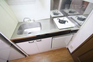 ミニ冷蔵庫が付いています。
