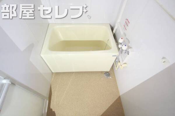 綺麗なお風呂場です。