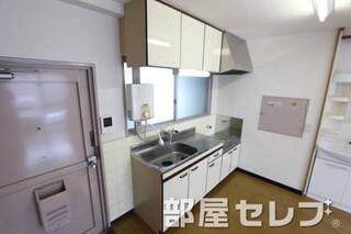2口コンロが置けれます。