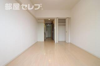 広い１０帖のお部屋です。