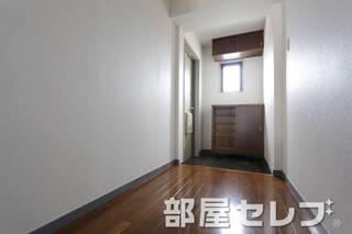 玄関口。