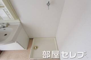 室内洗濯機置き場。