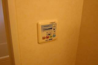 浴室乾燥機付き。
