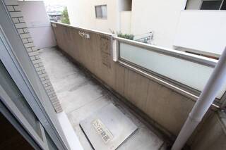 バルコニーは２つあります　イメージ写真