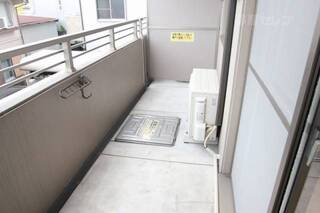 写真は202号室のものです。