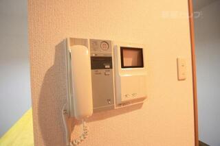 テレビモニターホンで来客時も確認ができます。