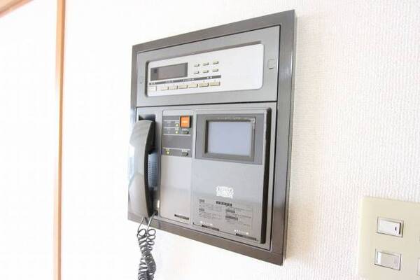 ※反転タイプの写真を流用しています。