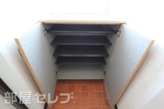 靴もたくさん収納できます。