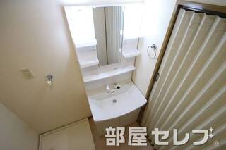 独立洗面台新しい（イメージ写真）。