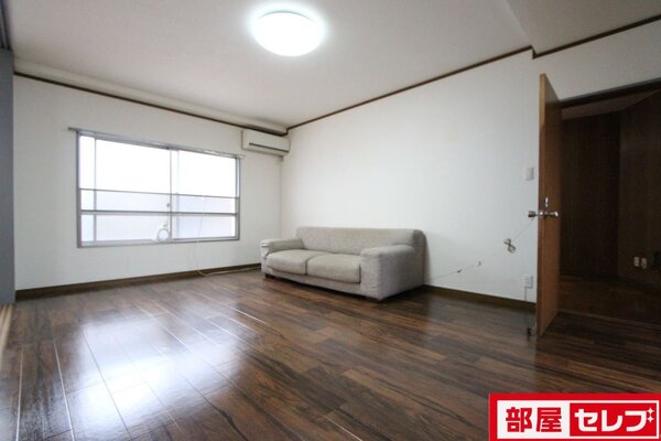 301号室