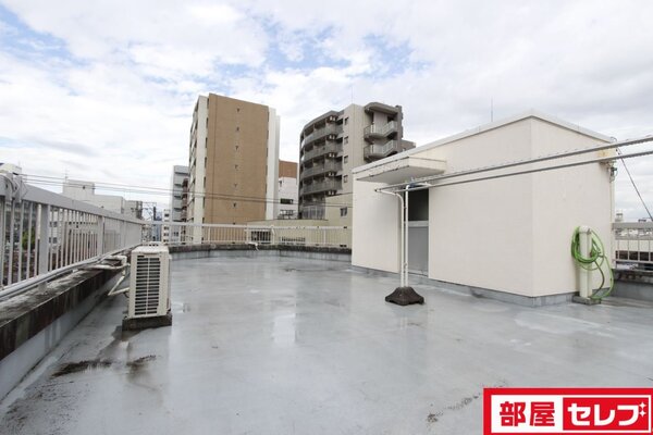 301号室