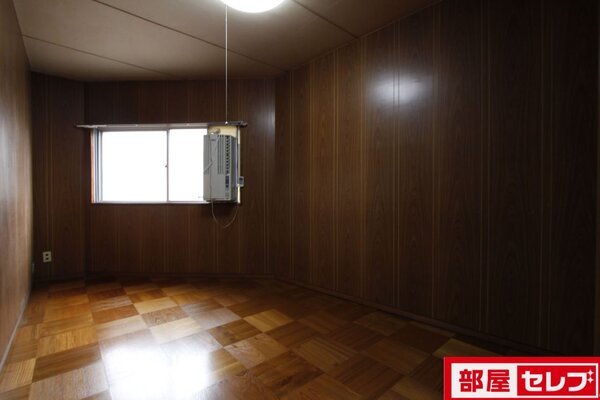 301号室